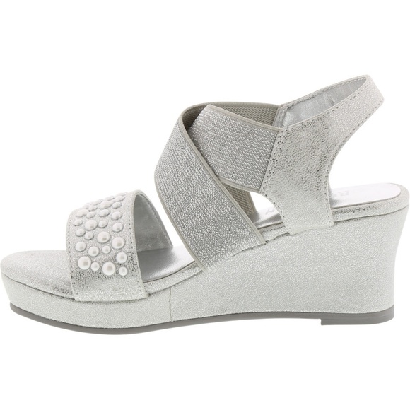 Kenneth Cole Kids Shoes - Kids Size 13 - Picture 3 of 7